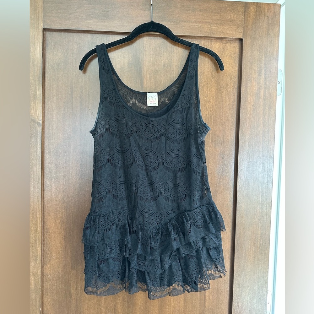 Ella Moss Lace Black Top